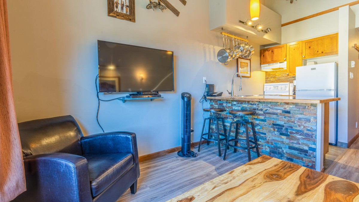 Sun Peaks_Cahilty Lodge4