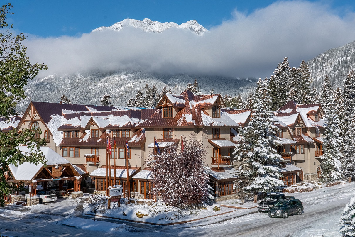 Banff-Caribou Lodge2