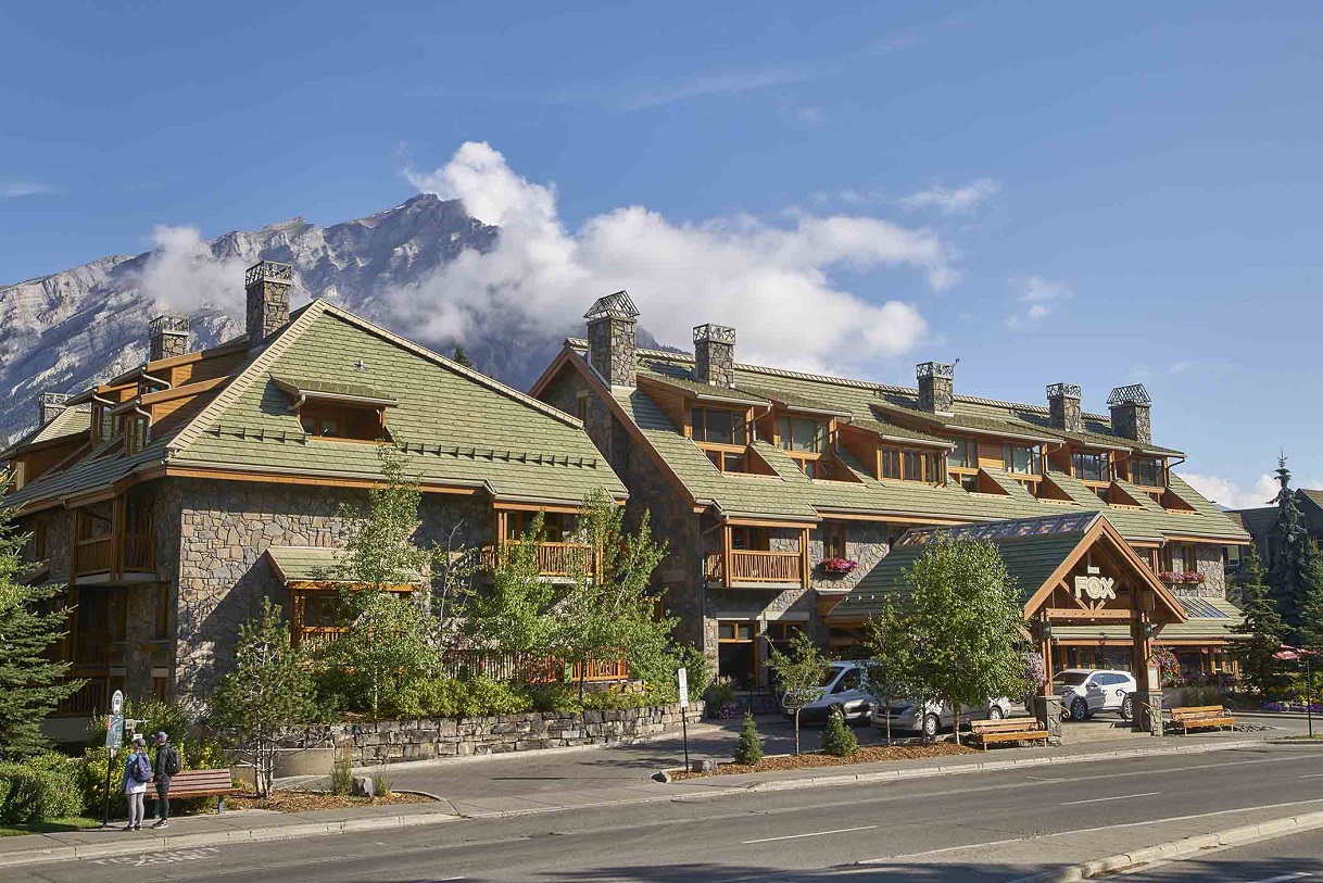 Banff-Fox Hotel & Suites1