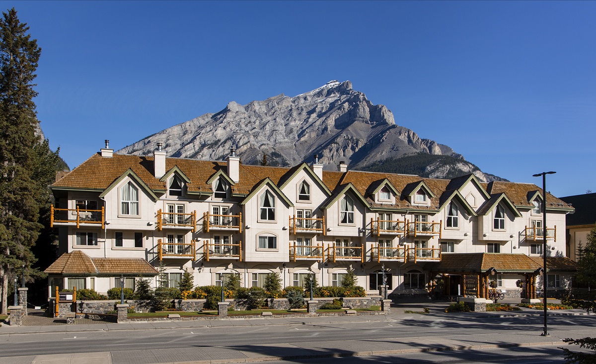 Banff-Rundlestone Lodge 1