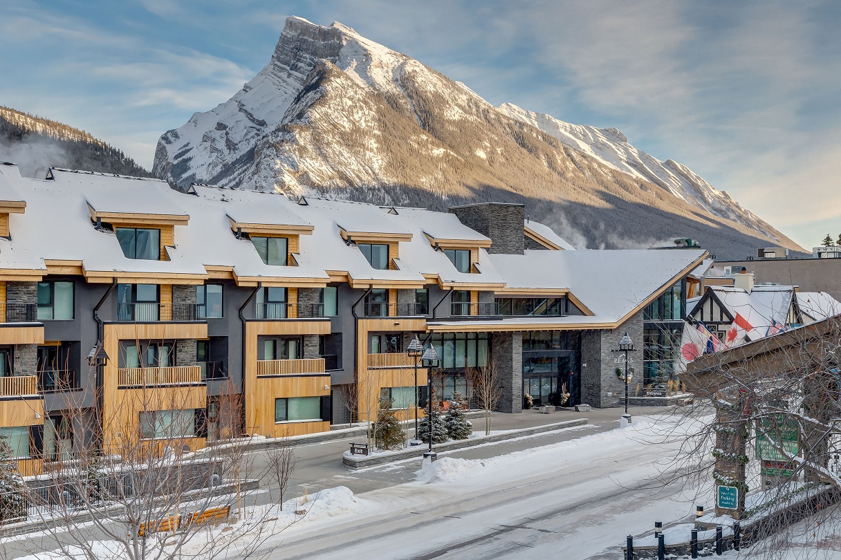 Banff-Peaks Hotel 1