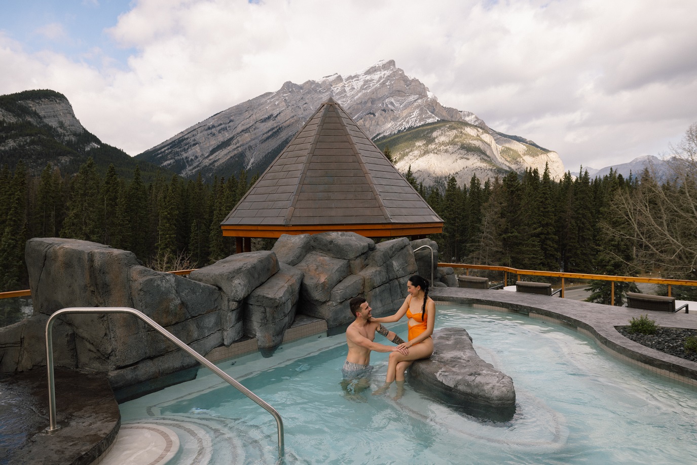 Banff-Hotel Canoe & Suites 3