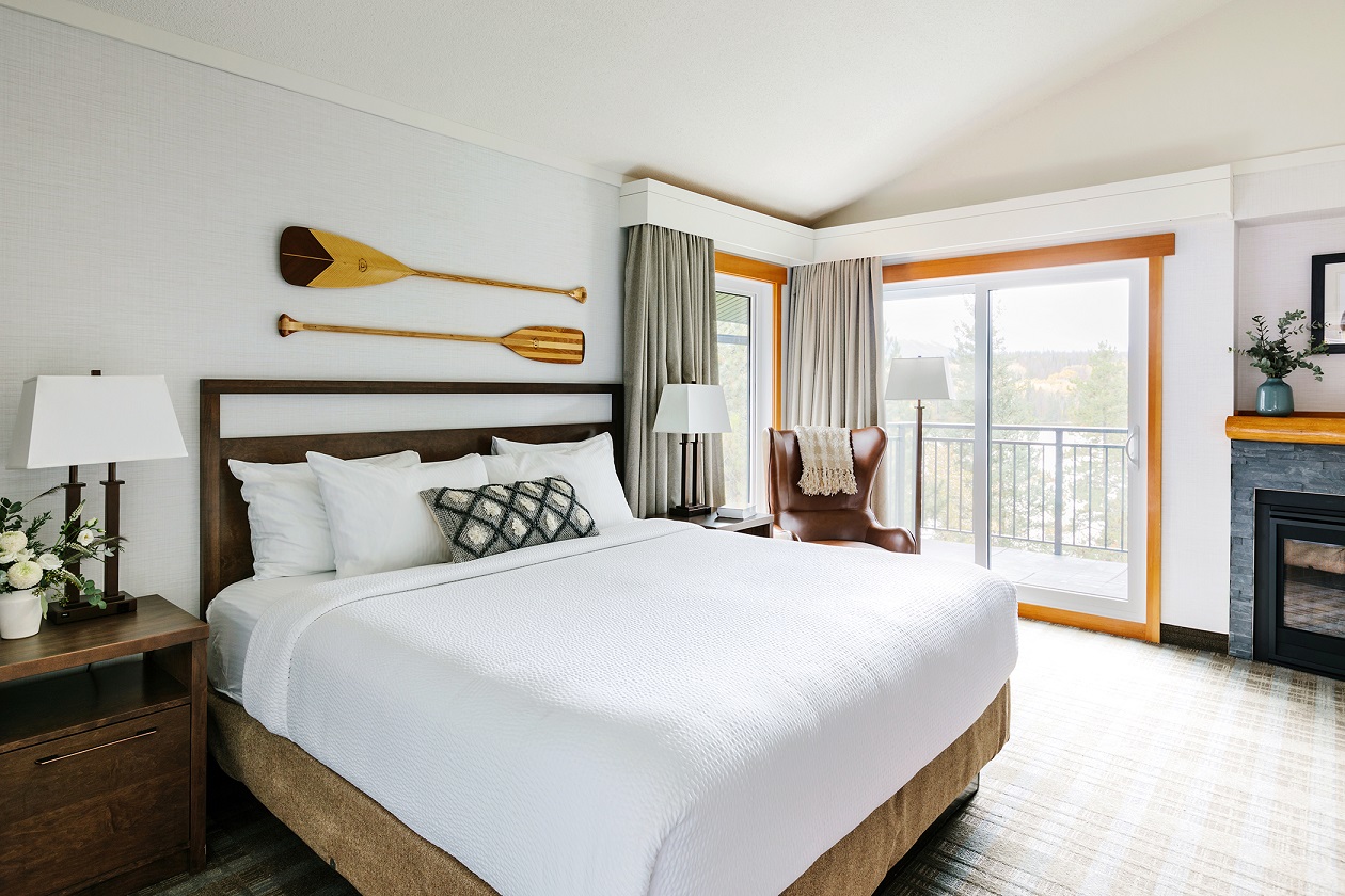 Jasper-Pyramid Lake Resort 1