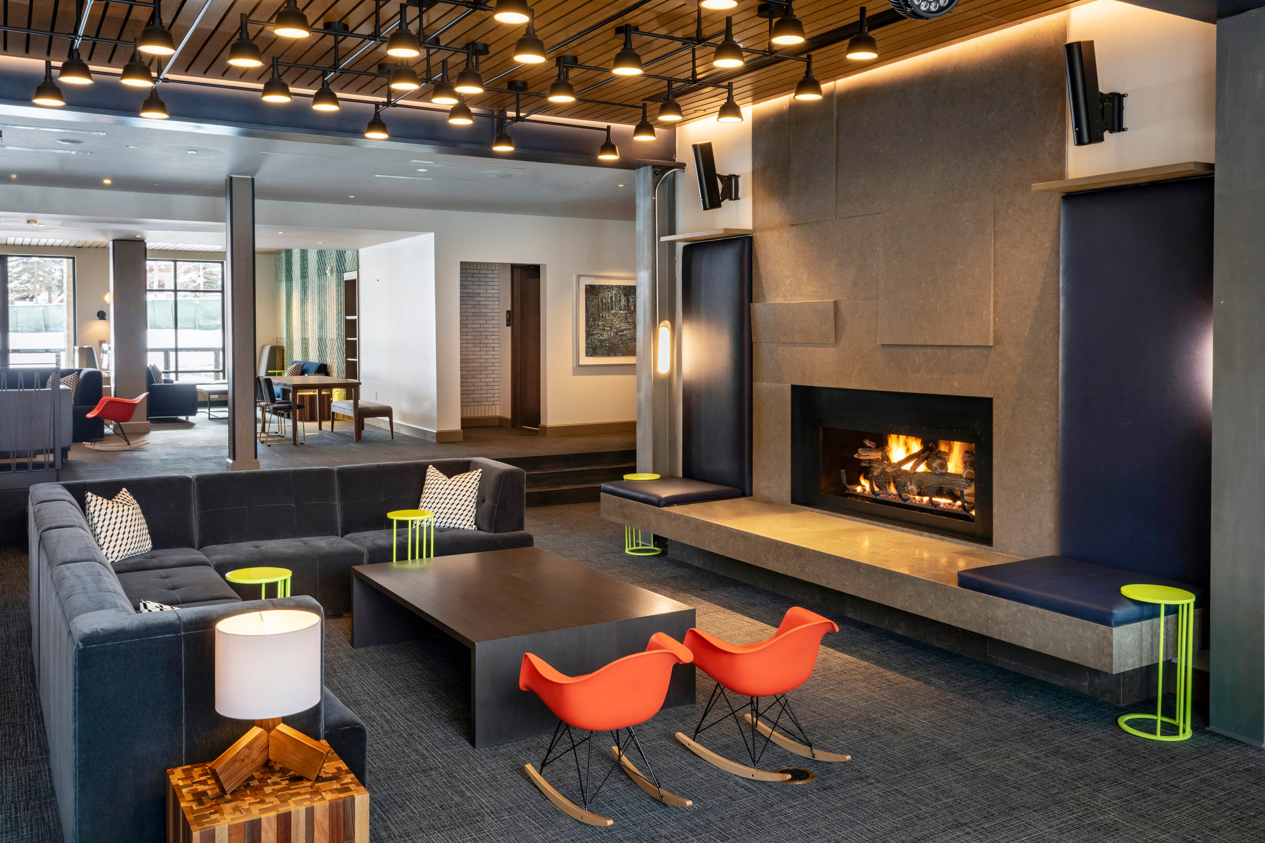 Aspen Snowmass - Limelight Lobby