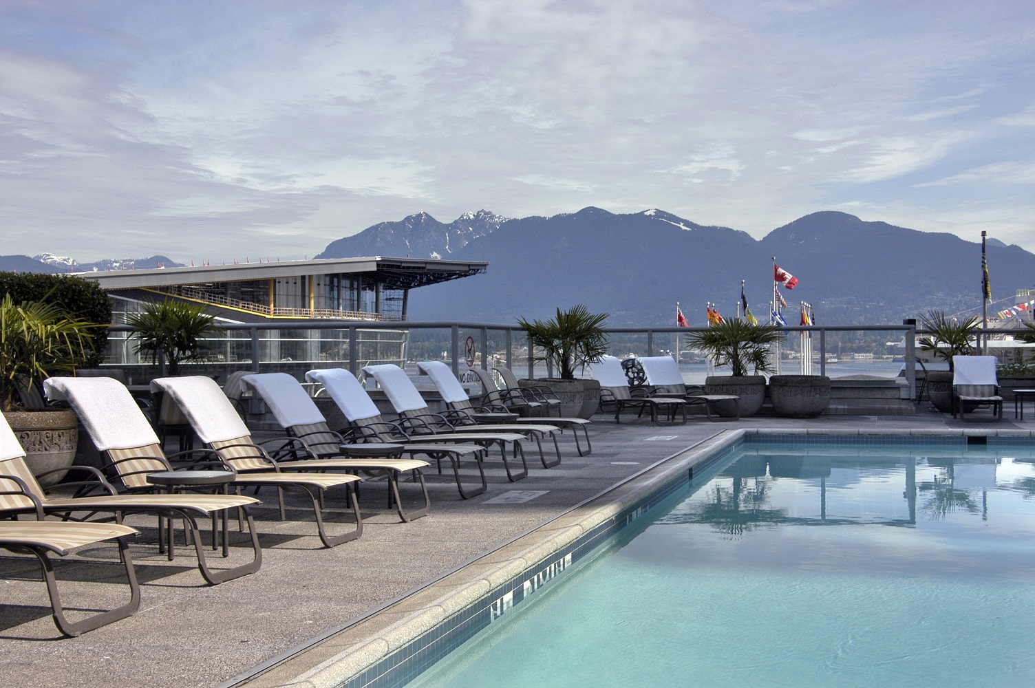 Vancouver - Fairmont Waterfront - Pool 2