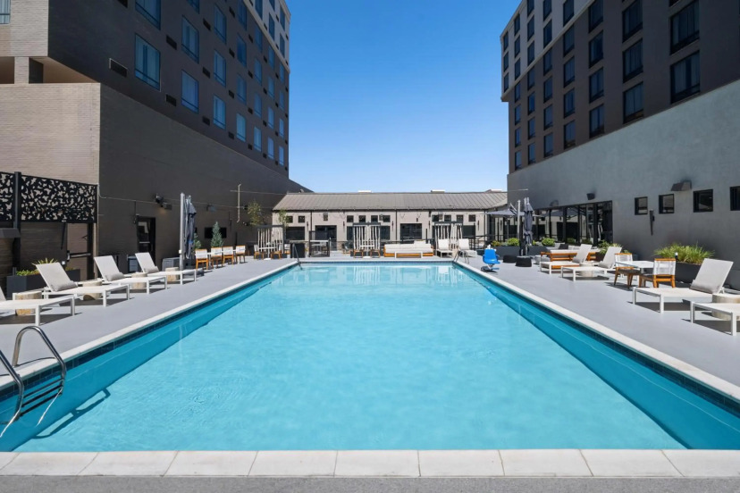 Denver - DoubleTree by Hilton Denver Cherry Creek Pool