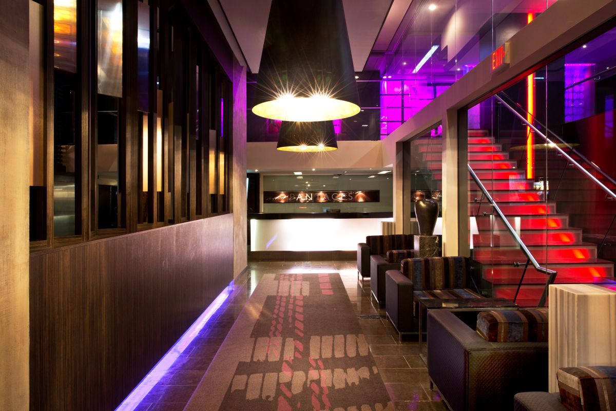 Toronto - Pantages Hotel - Lobby