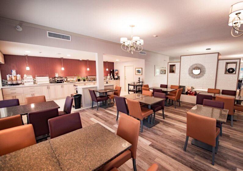 Kicking Horse - Best Western Mountainview Inn Golden Restaurant