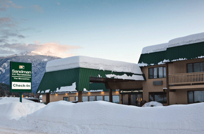 British-Columbia/Revelstoke/Sandman/YRESI_exterior_008-neu