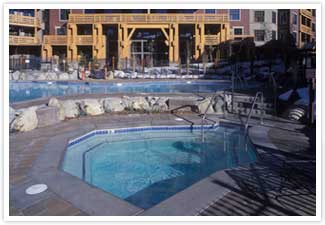 Mammoth_the Village at Mammoth-pool_03
