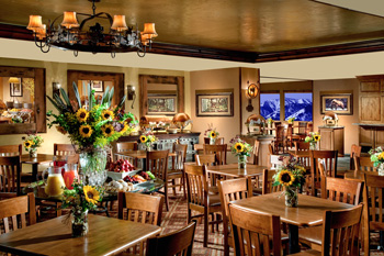 Jackson-Hole_the-Lodge-at-Jackson-H._Restaurant