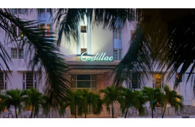 Miami/Courtyard-Cadillac-03