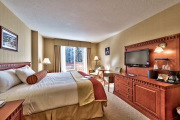 Sun Peaks Lodge2