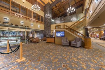 Banff-Park Lodge2