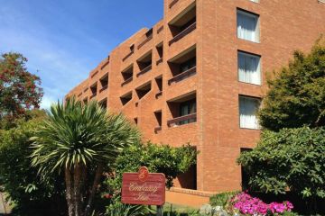 Victoria - Embassy Inn außen