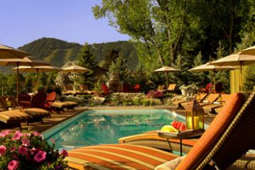 Jackson-Hole_Rustic-Inn-Spa._-Pool