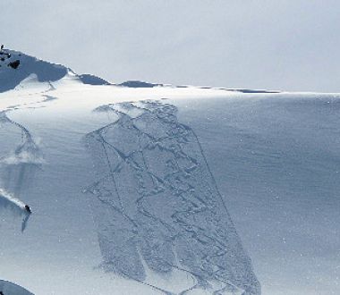 05-Heliskiing/Golden/Slideshow/Purcell-Heliskiing1